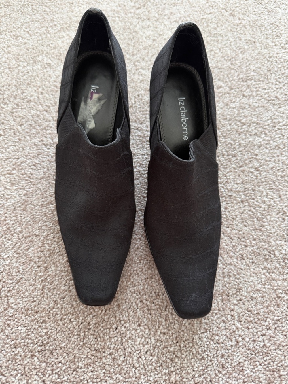 Liz Claiborne Black Womens Slip-On Heels